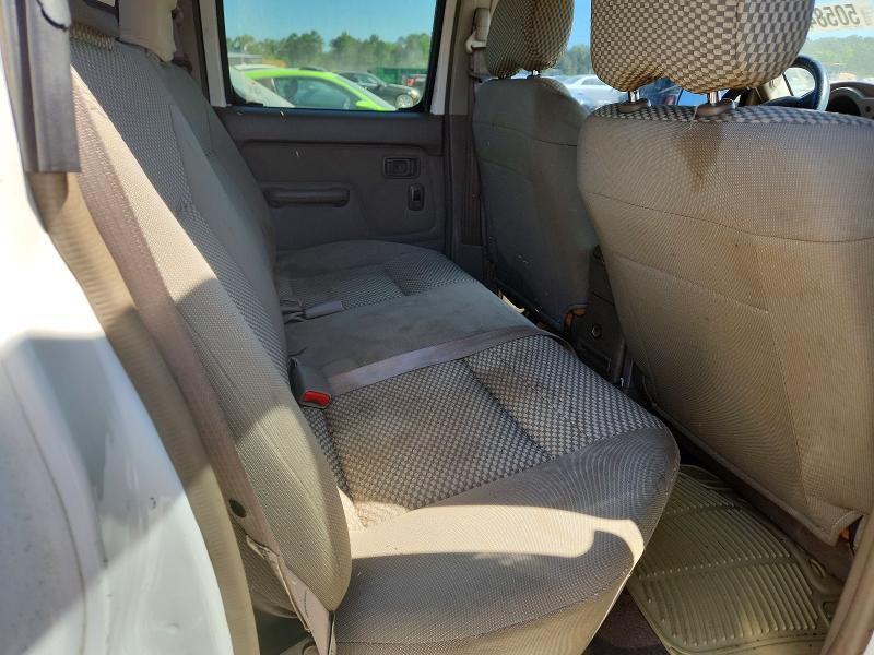 2002 Nissan Frontier XE-V6