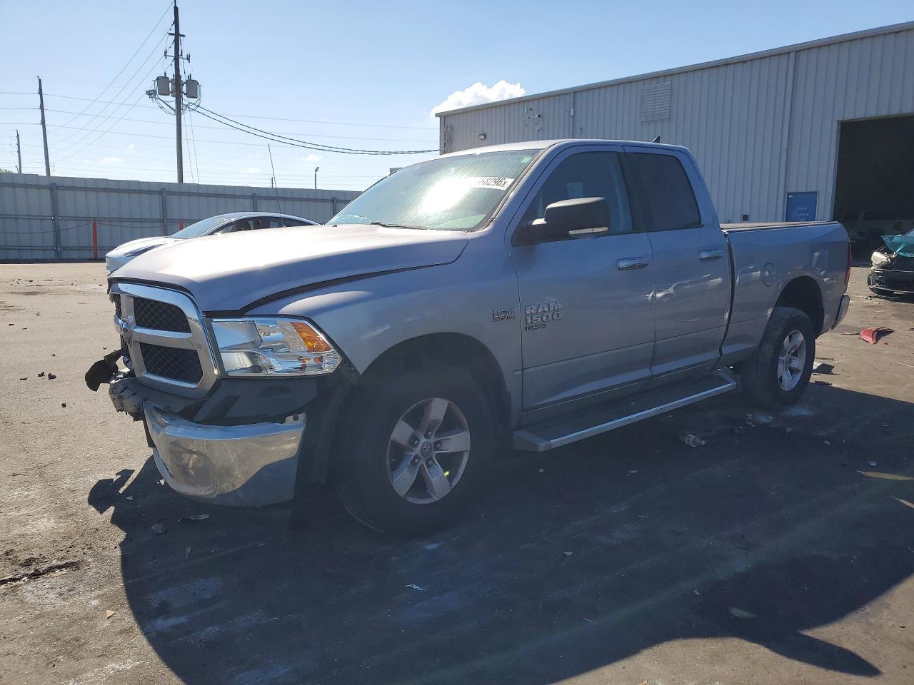 2019 Dodge RAM 1500 Classic SLT