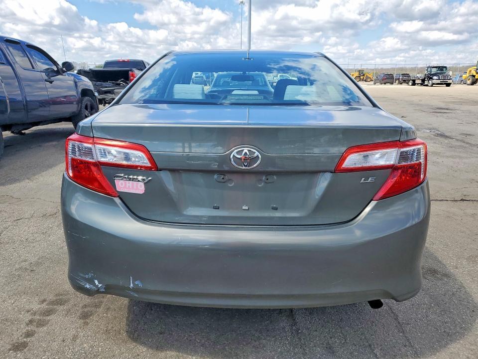 2012 Toyota Camry le