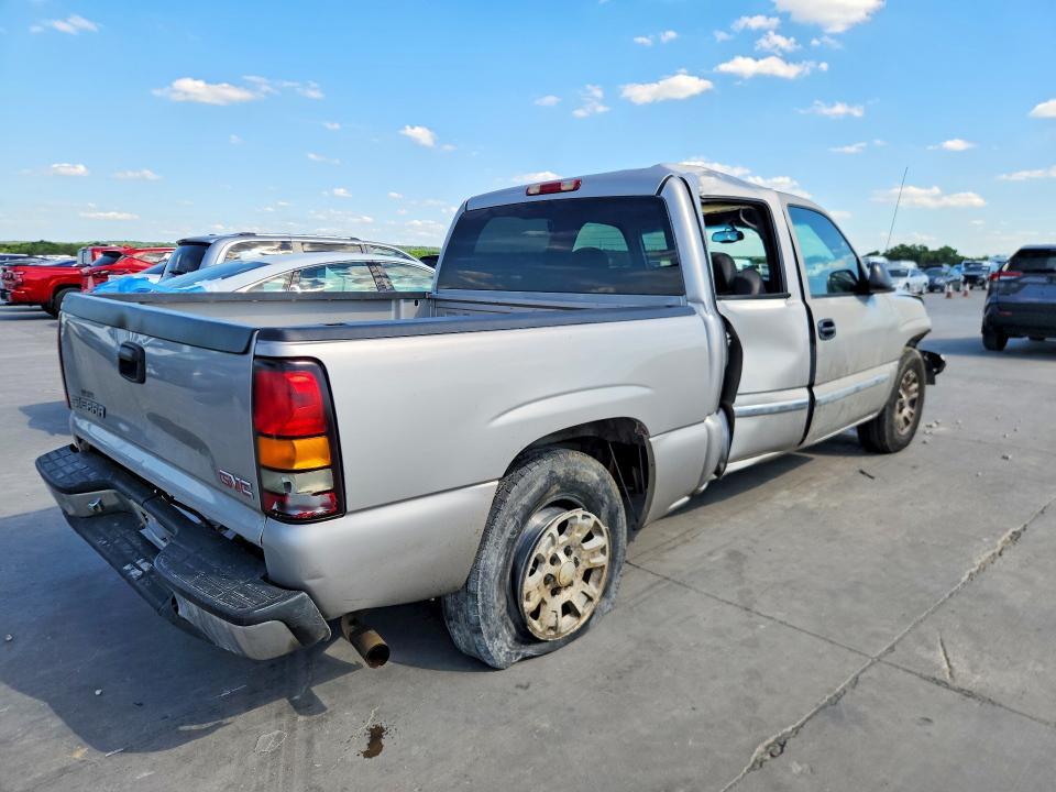 2005 GMC New Sierra C1500
