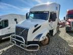 2025 Volvo VNL64T