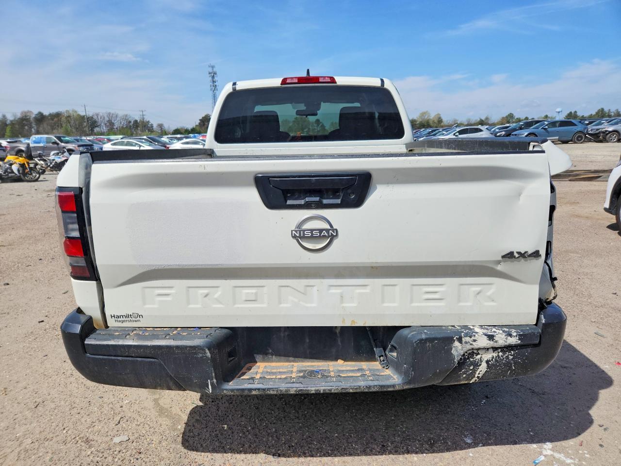 2024 Nissan Frontier S