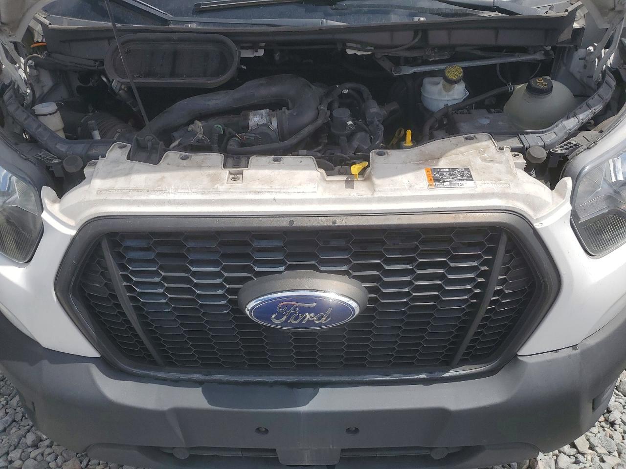 2020 Ford Transit Delivery Truck
