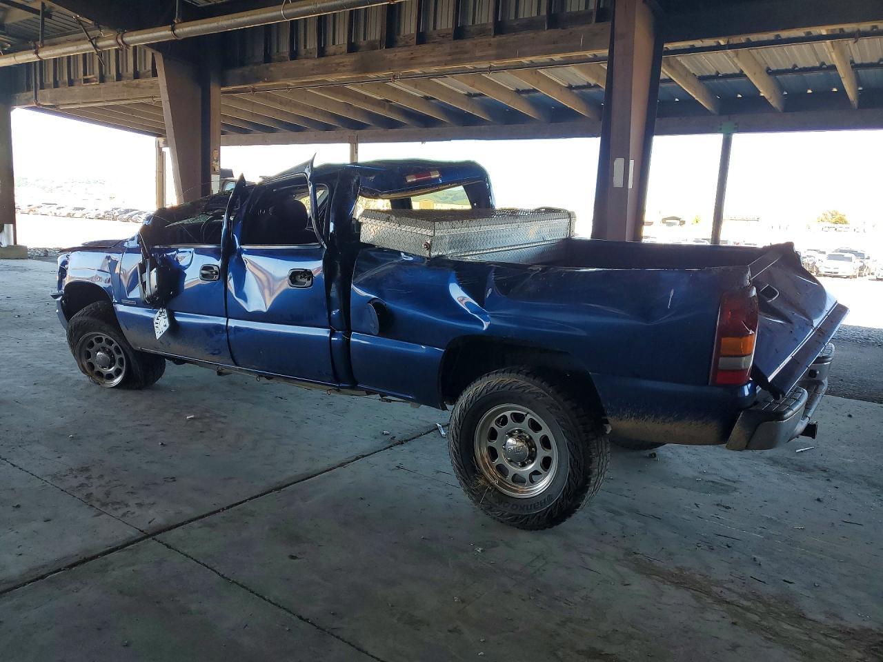 2003 GMC Sierra K2500 Heavy Duty