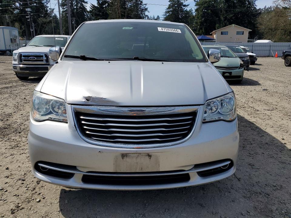 2012 Chrysler Town & Country Touring l