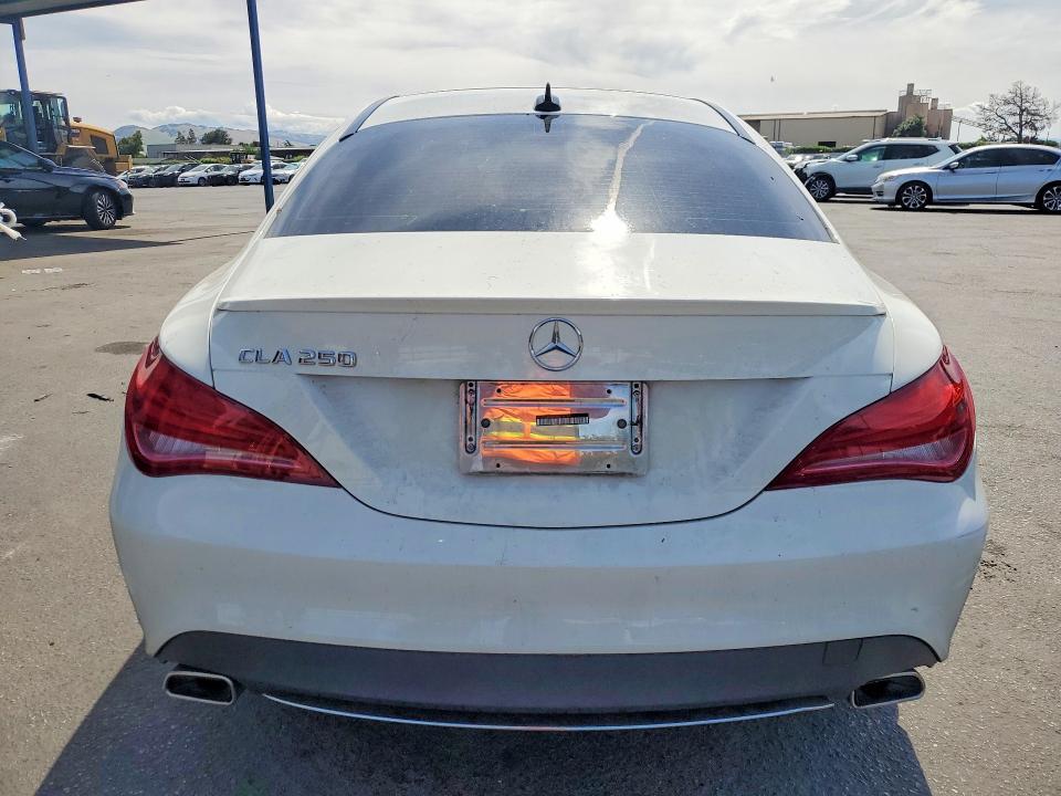 2016 Mercedes-Benz Cla 250