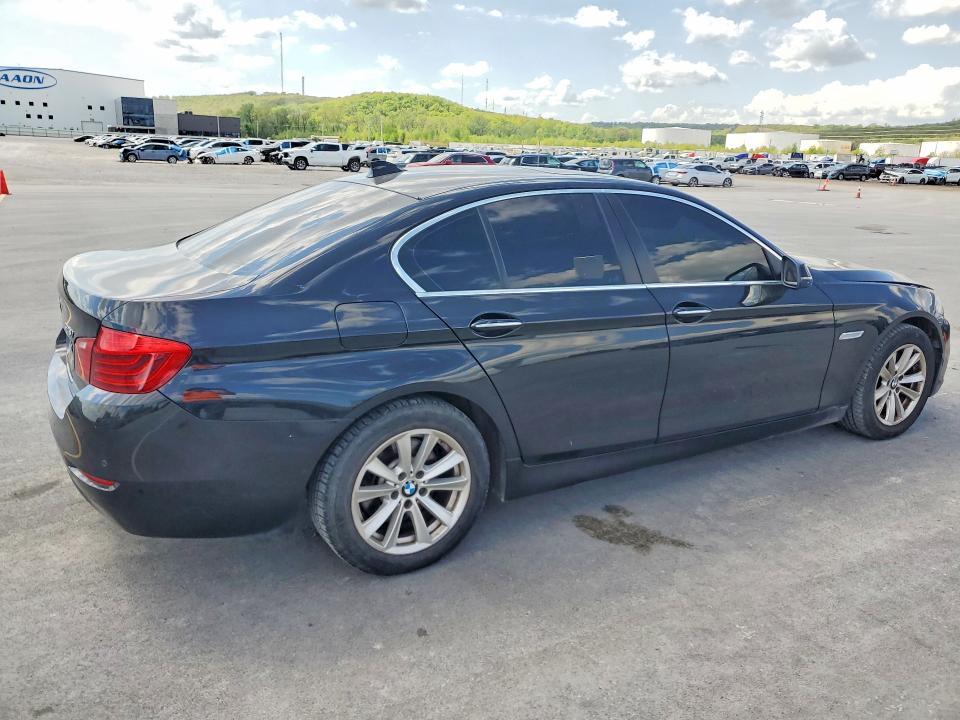 2016 BMW 528 i