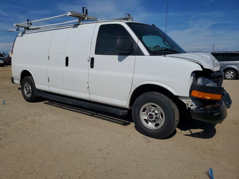 2023 GMC Savana G2500 Utility / Service van