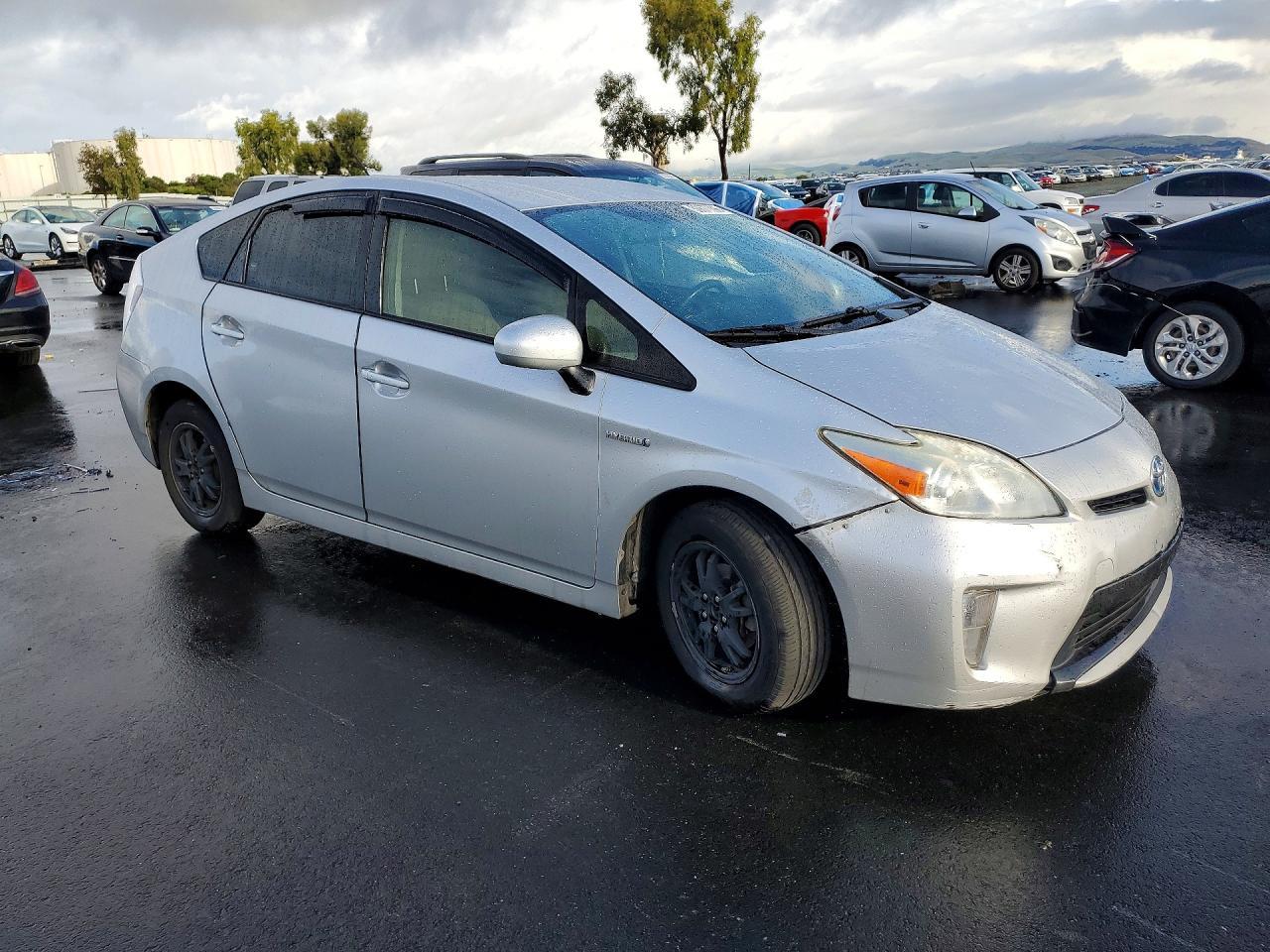 2014 Toyota Prius Three