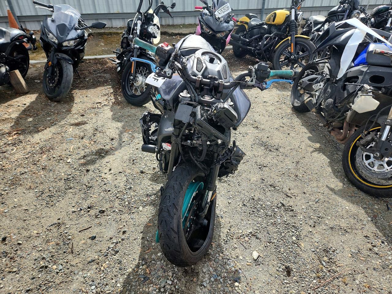 2024 Yamaha MT09 C