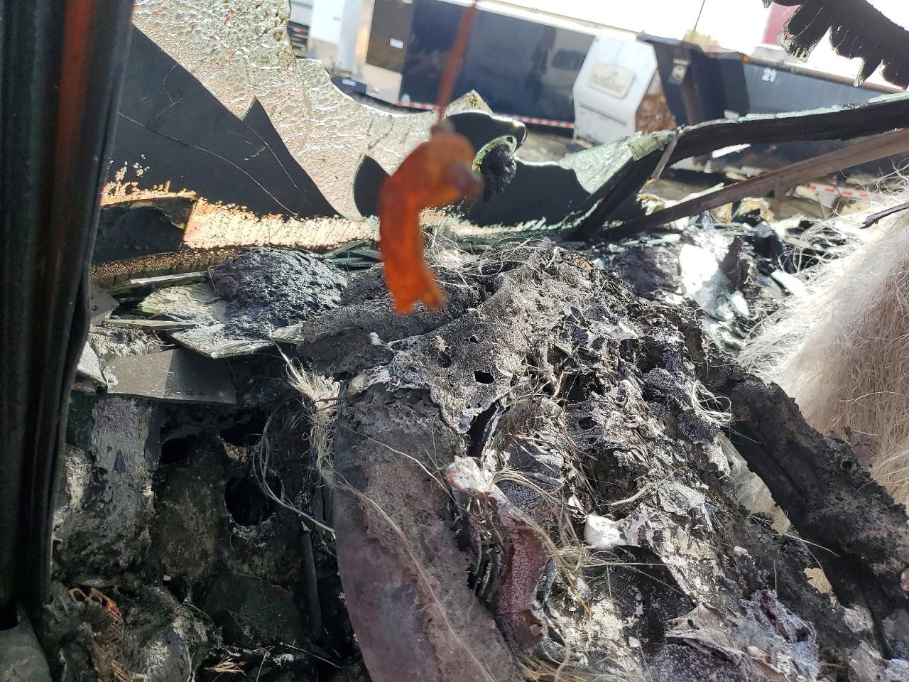 2009 Freigliner 2009 Freightliner Conventional ST120 Semi Truck