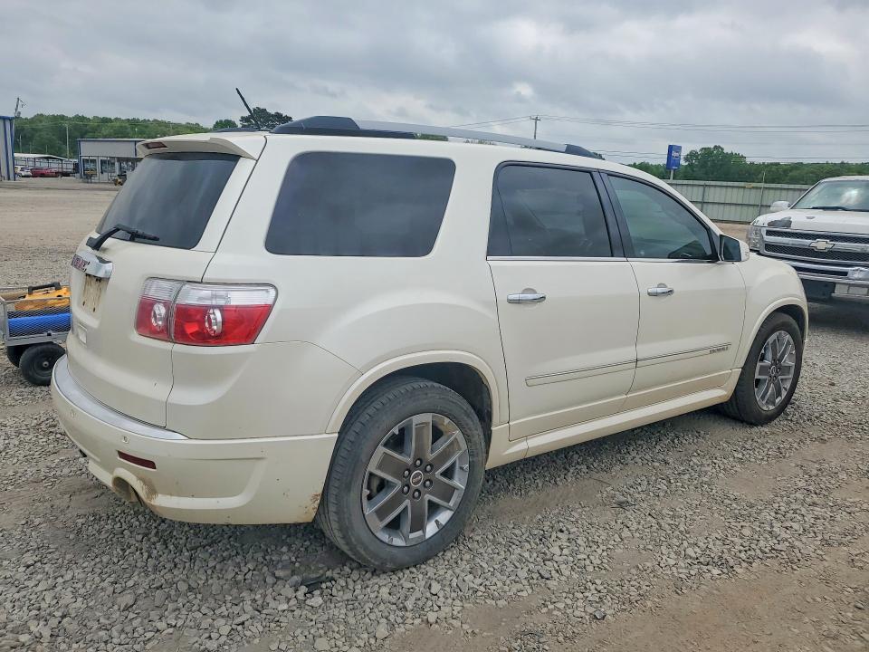 2012 GMC Acadia Denali