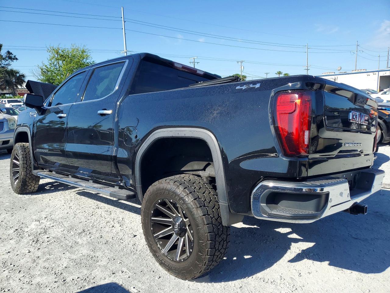 2019 GMC Sierra K1500 SLT