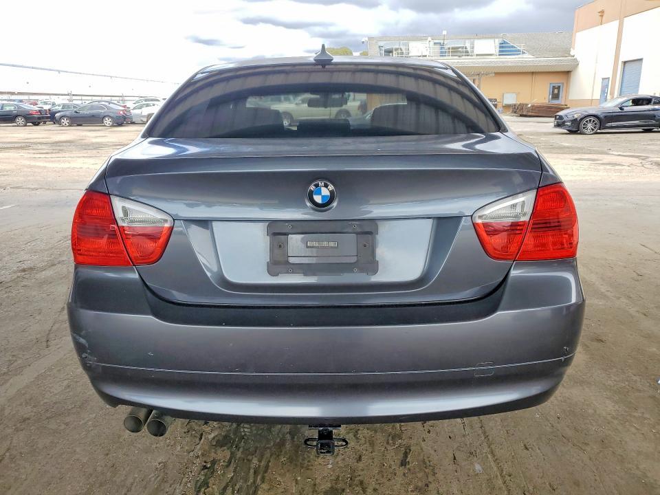 2006 BMW 325 i