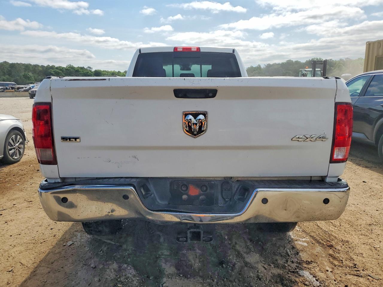 2018 Dodge RAM 2500 SLT