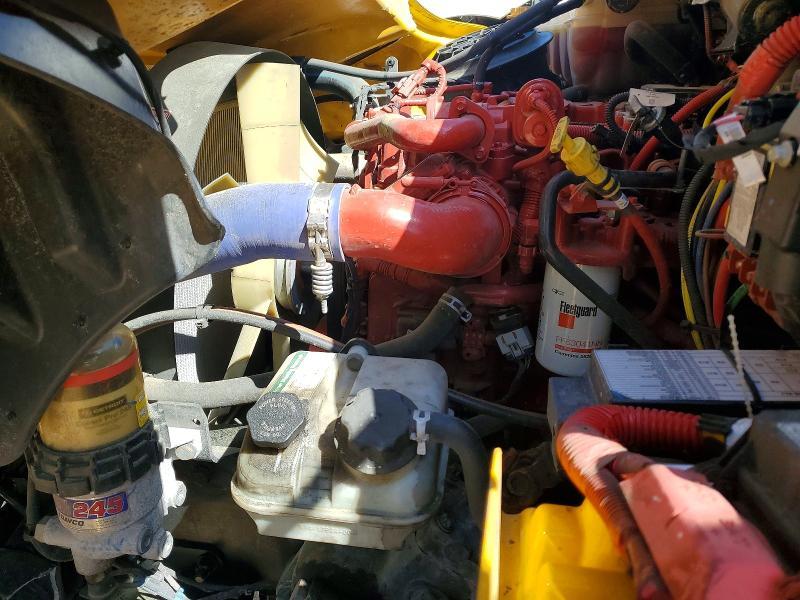 2024 Freigliner 2024 Freightliner Business Class M2 BOX Truck