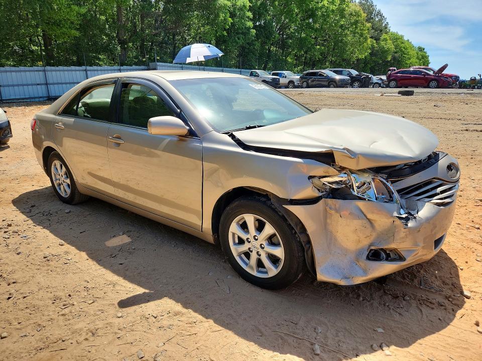 2009 Toyota Camry le