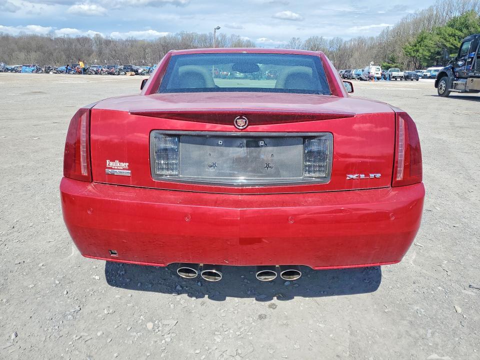 2005 Cadillac XLR