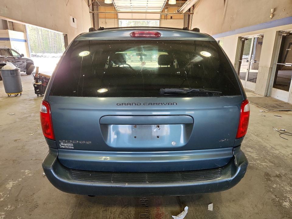 2005 Dodge Grand Caravan sxt