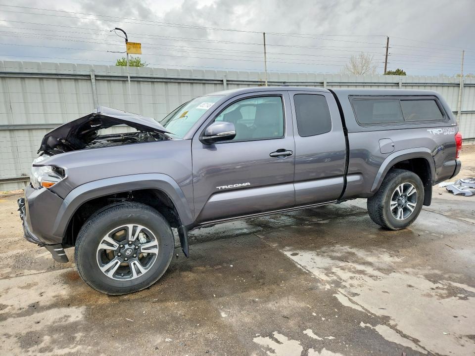 2017 Toyota Tacoma trd Sport