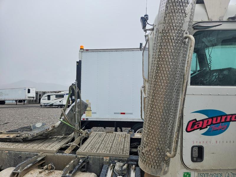 2019 Peterbilt 389 Semi Truck