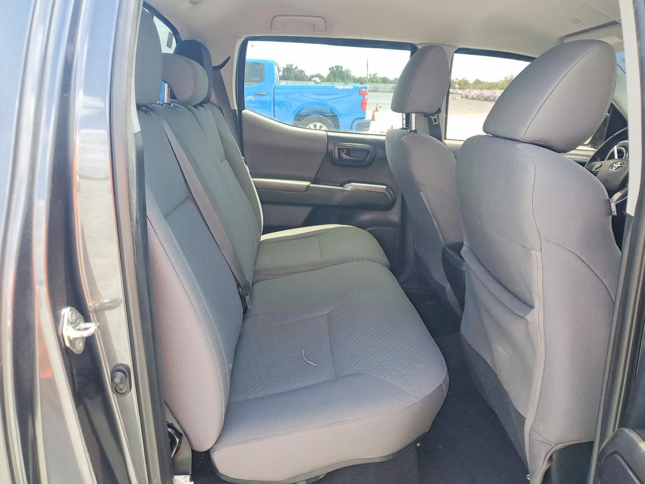2020 Toyota Tacoma SR5 V6