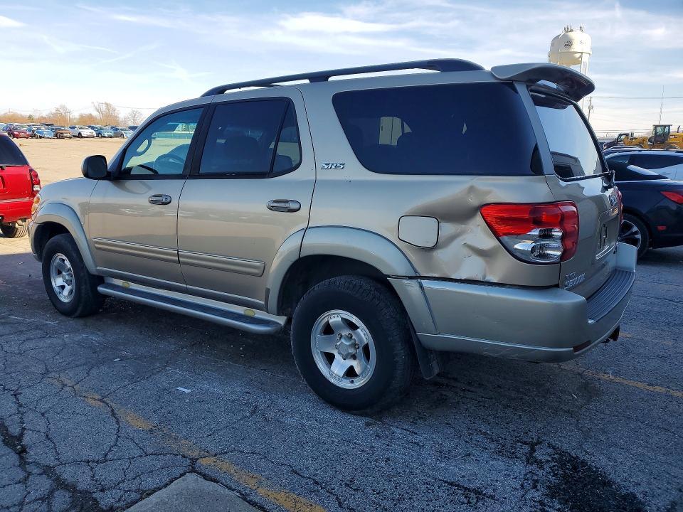 2004 Toyota Sequoia SR5