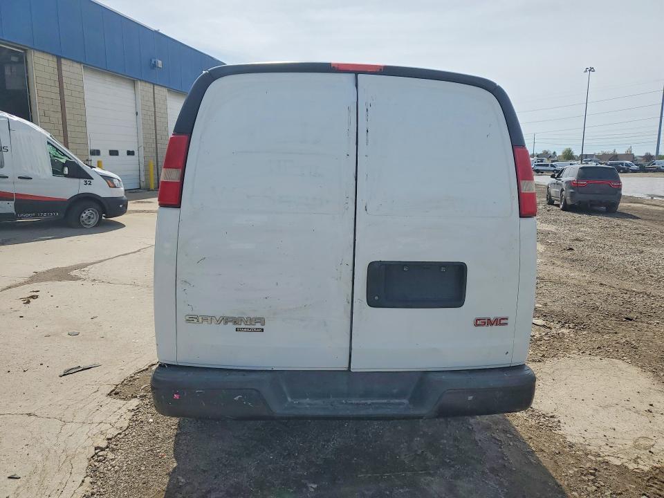 2015 GMC Savana G2500 Utility / Service Van