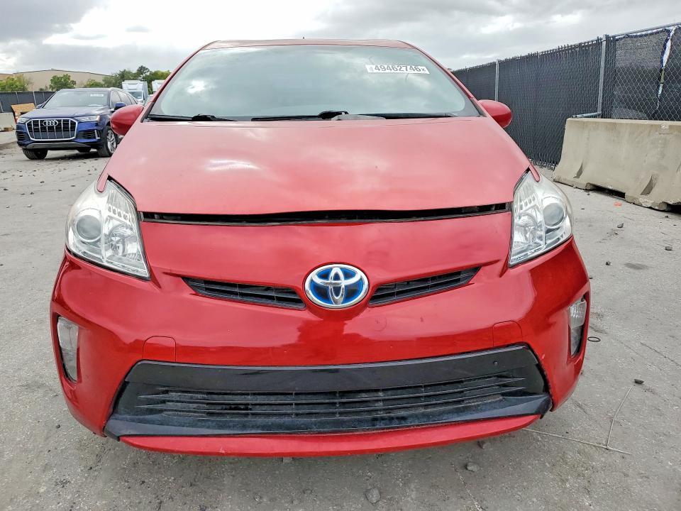 2015 Toyota Prius two