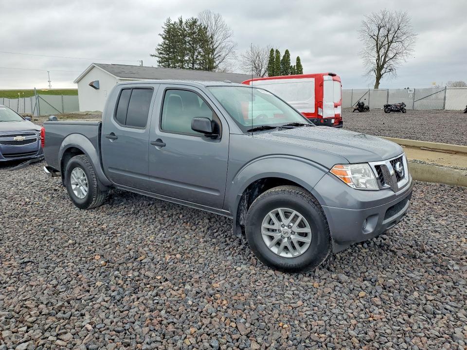 2017 Nissan Frontier SV
