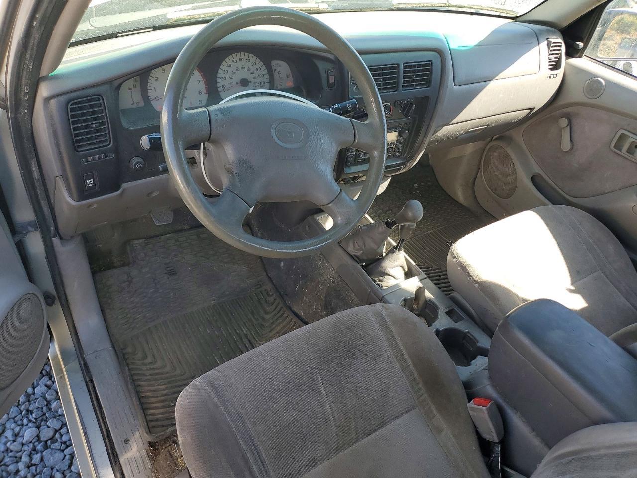 2001 Toyota Tacoma Base