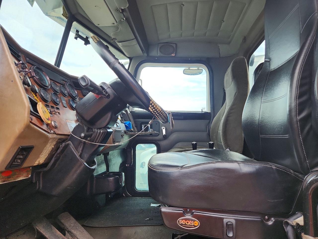 2008 Peterbilt 340
