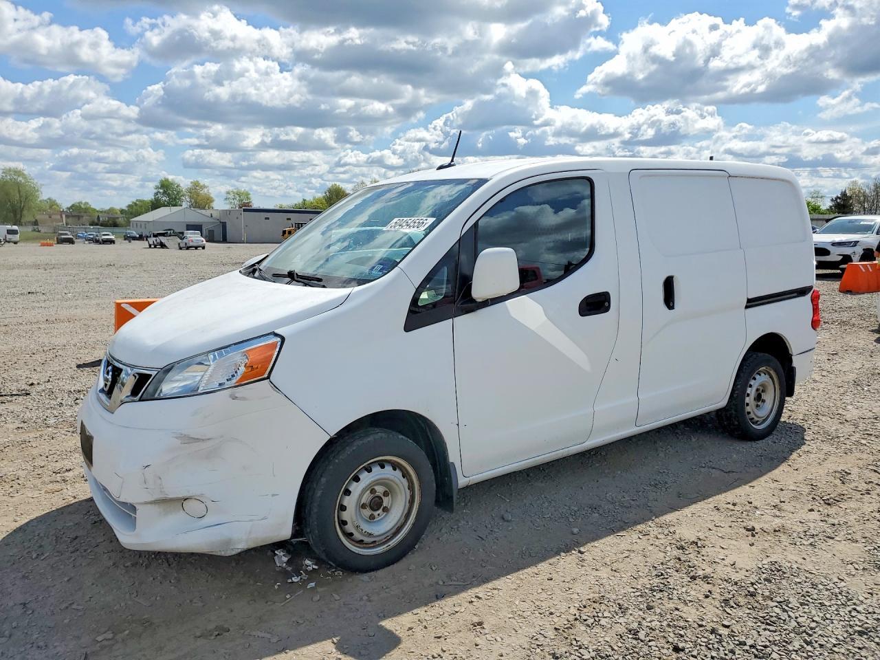 2015 Nissan NV200 SV