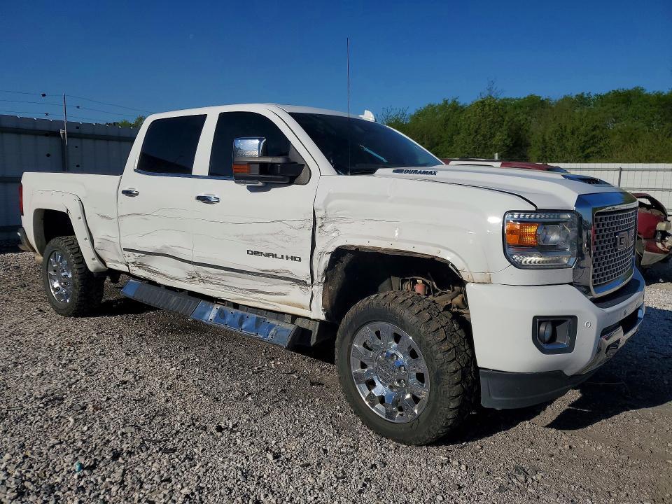 2017 GMC Sierra K2500 Denali