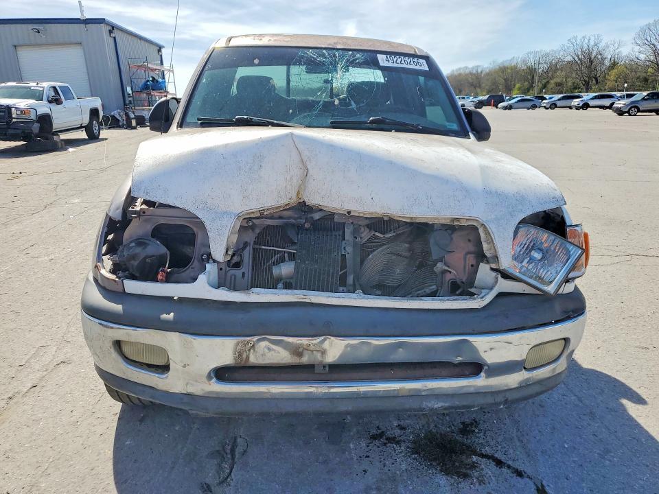 2002 Toyota Tundra SR5 V8