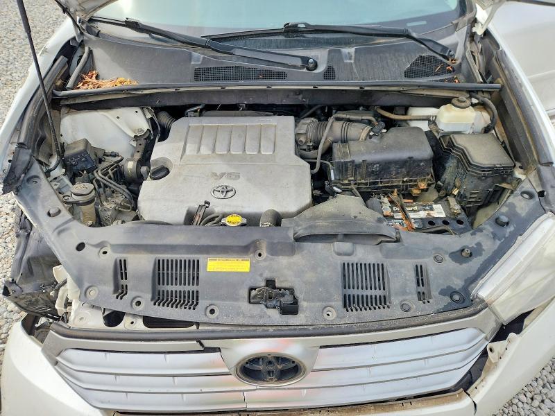 2012 Toyota Highlander se