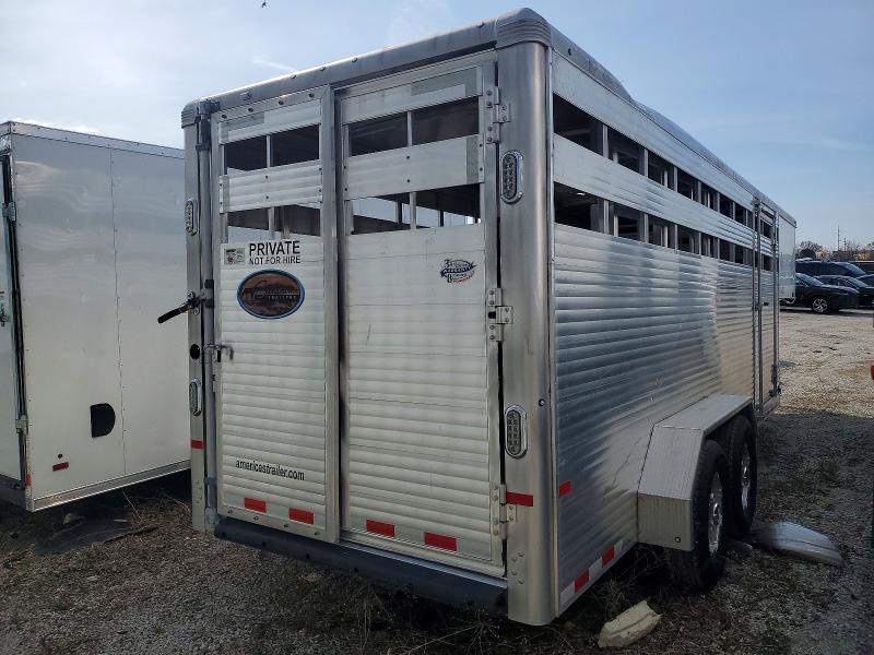 2019 Sundowner Horse Trailer