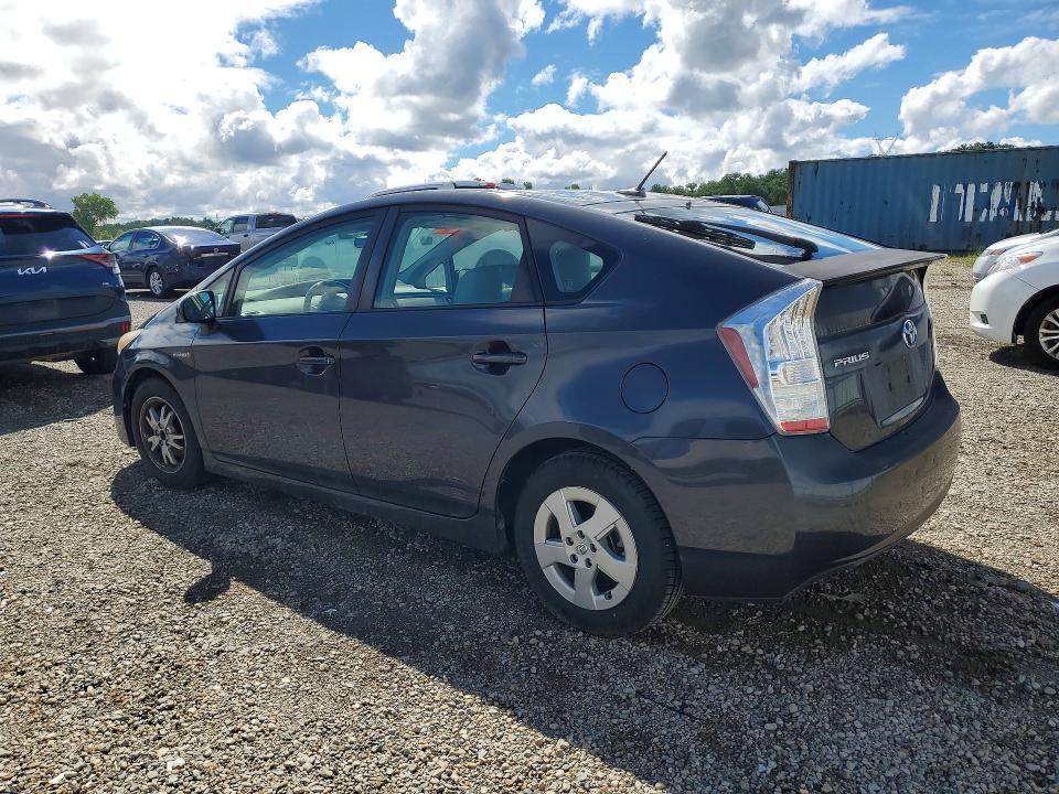 2010 Toyota Prius iii