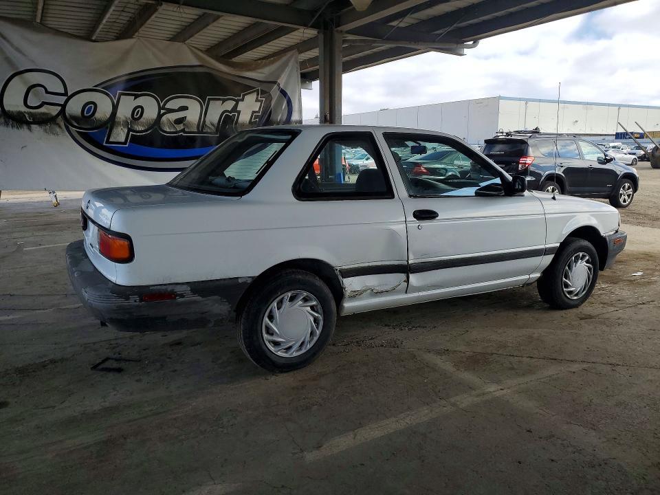 1992 Nissan Sentra e