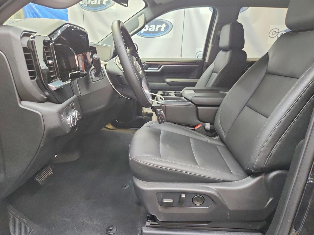 2026 GMC Sierra C1500 SLT