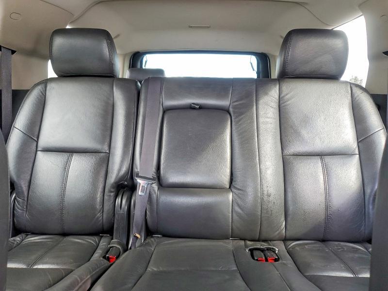 2011 Chevrolet Suburban C1500 ls