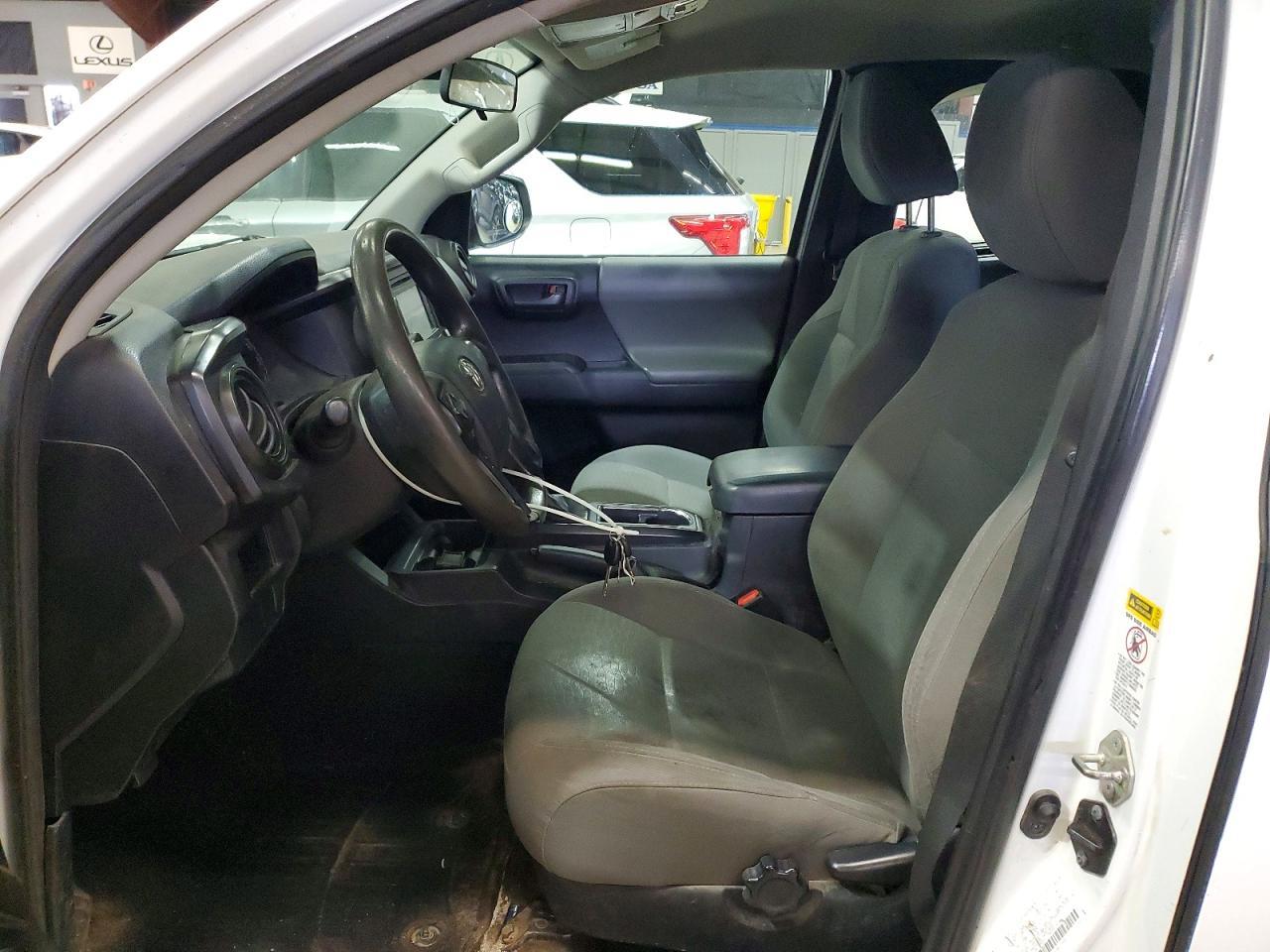 2017 Toyota Tacoma SR