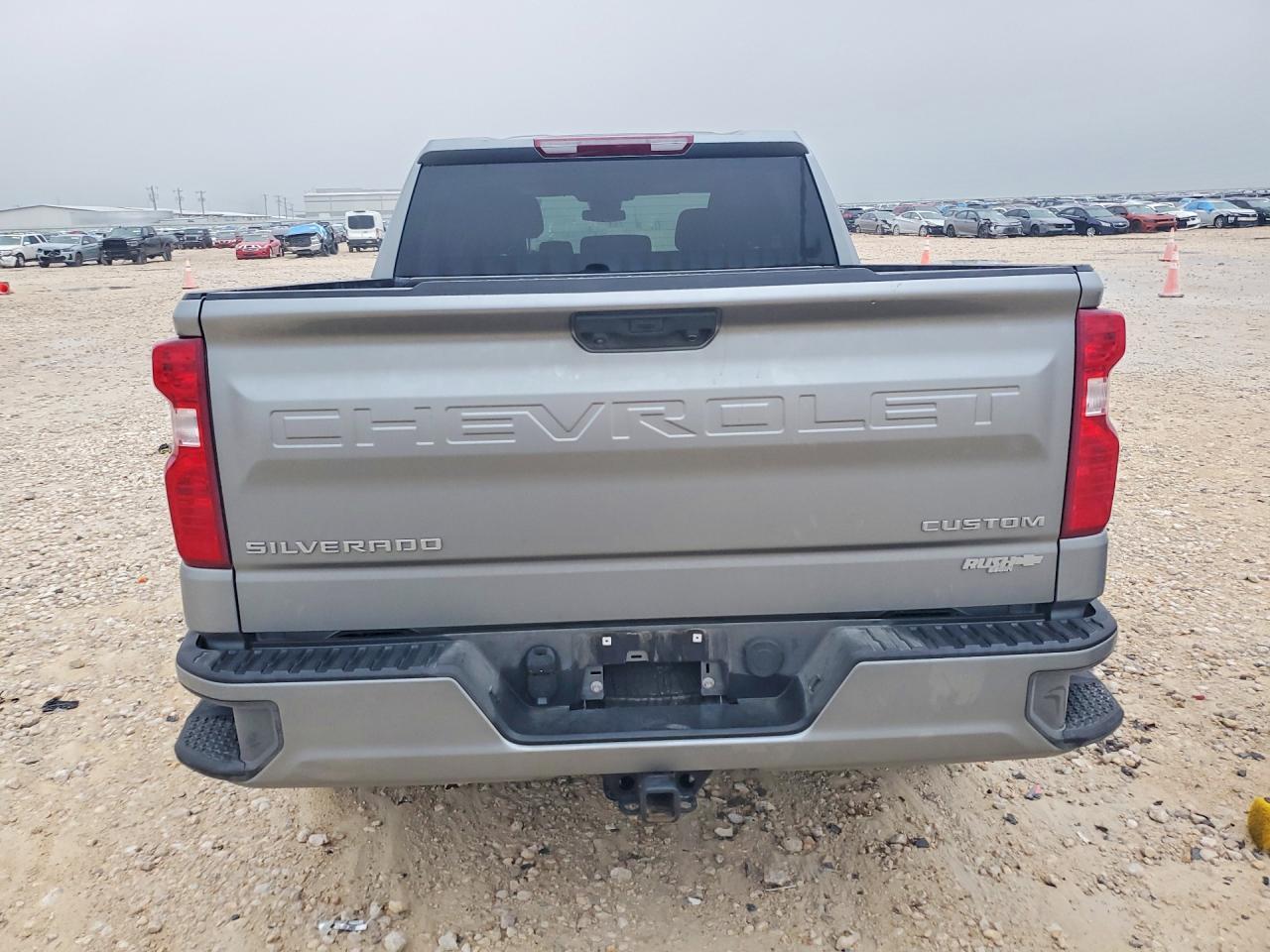 2025 Chevrolet Silverado C1500 Custom
