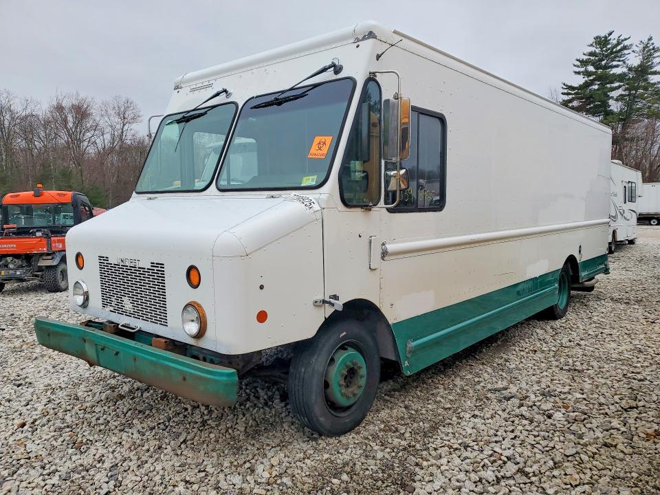2009 Workhorse Custom Chassis W42 Delivery Truck