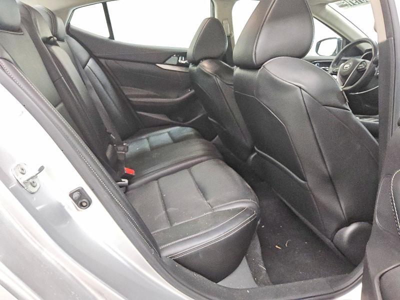 2022 Nissan Maxima 3.5 sv