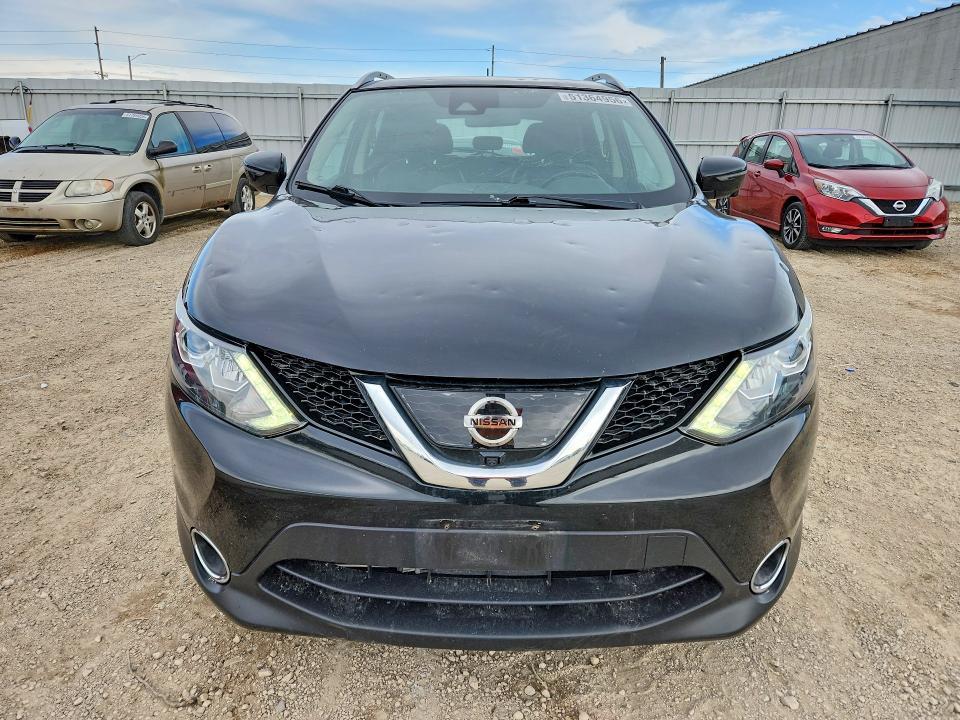 2017 Nissan Rogue Sport sl