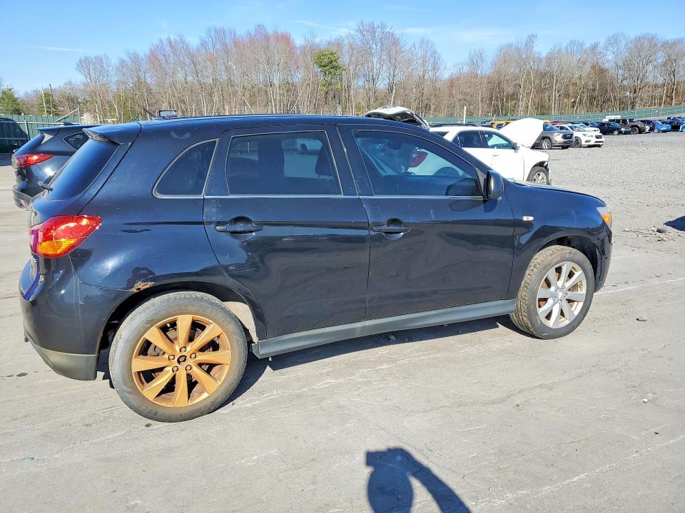 2014 Mitsubishi Outlander Sport se