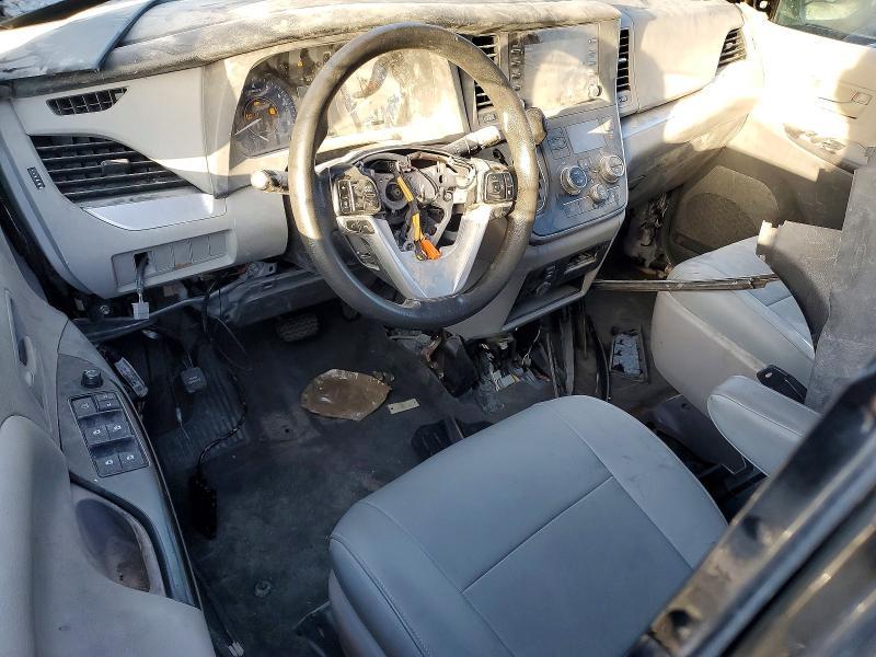 2020 Toyota Sienna l