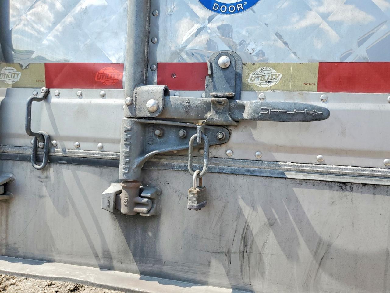 2015 Utility Trailer 2015 Utility VS2RA Refrigerated Van Trailer