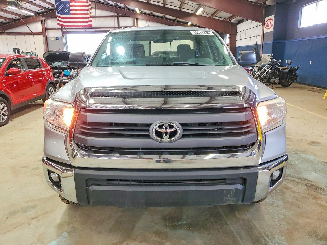 2014 Toyota Tundra SR5
